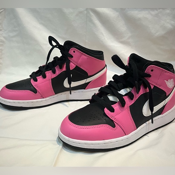 Nike air jordan pinksicle mid rise